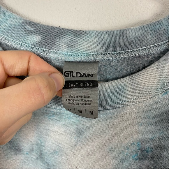 Gildan Heavy Blend Edward Scissorhands Hair Salon Blue Tie Dye Oversized Sweater - Picture 5 of 6